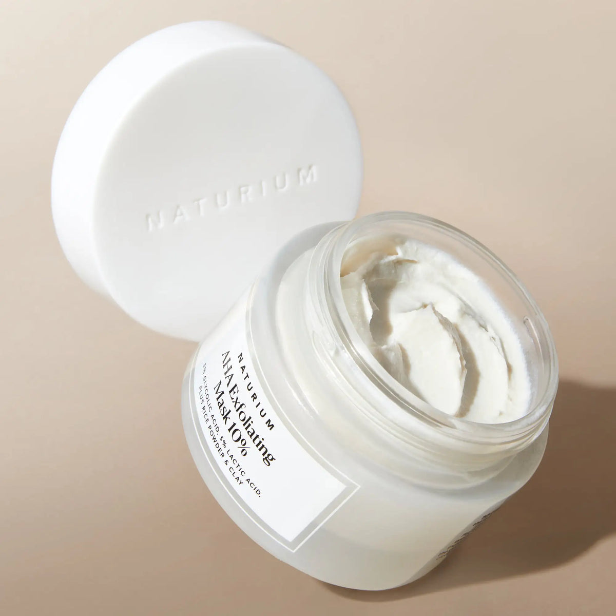 aha-exfoliating-mask-10-f9 AHAmask_0957-crop.webp