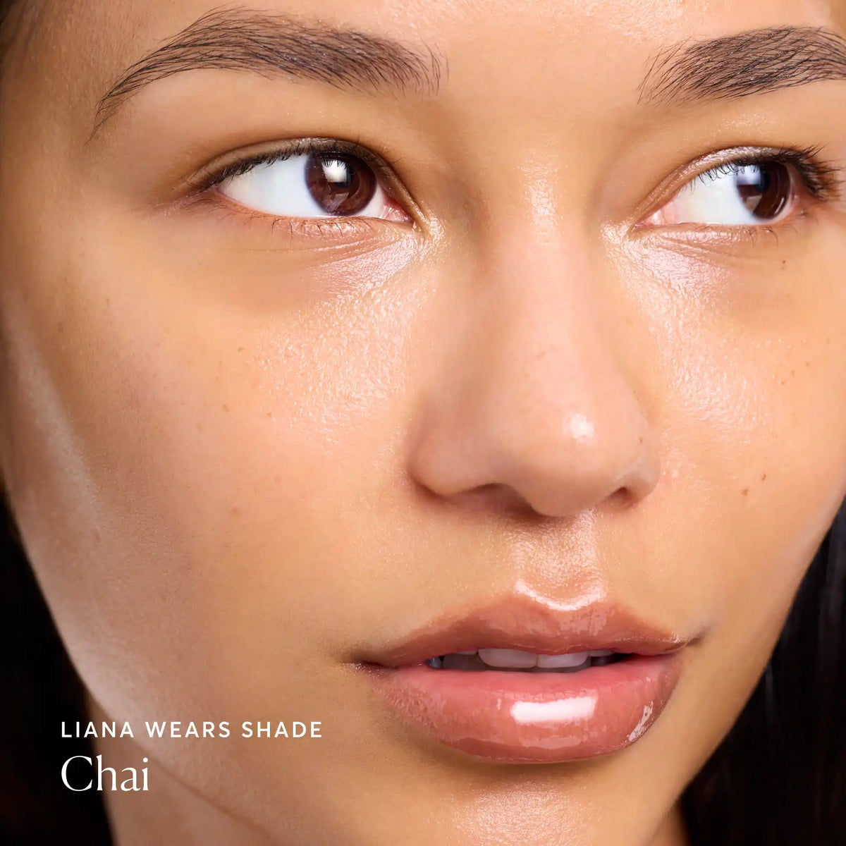 phyto-glow-lip-balm-chai-i6 NATR-60111-Alt-Images-Phyto-Glow-Lip-Balm-Chai-04.webp
