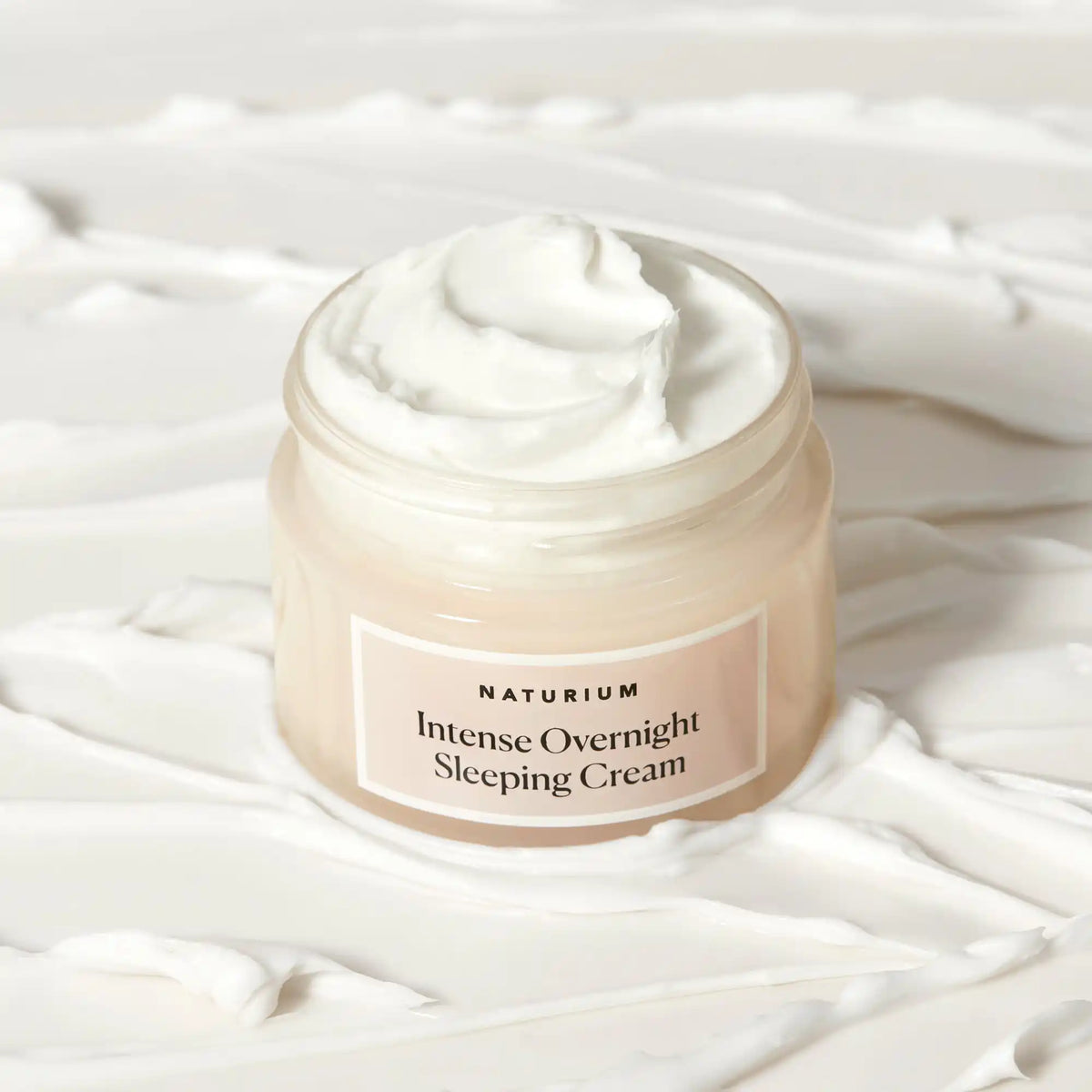 intense-overnight-sleeping-cream-i7 sleepingcream_0880-crop_1.webp